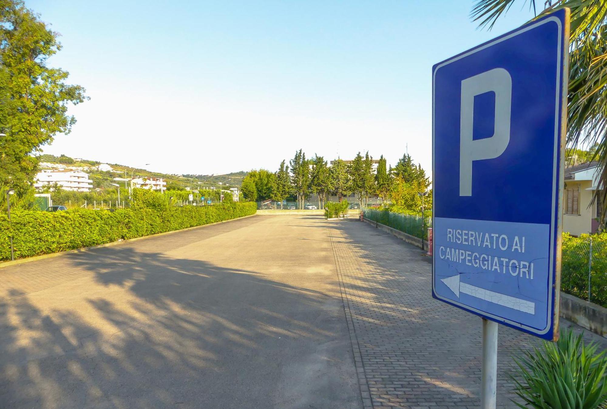 Camping & Residence Il Pioppeto Vasto Dış mekan fotoğraf